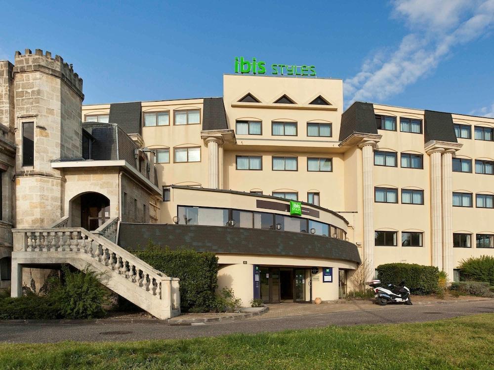 Отель Ibis Styles Bordeaux Sud Вильнав-д'Орнон Экстерьер фото