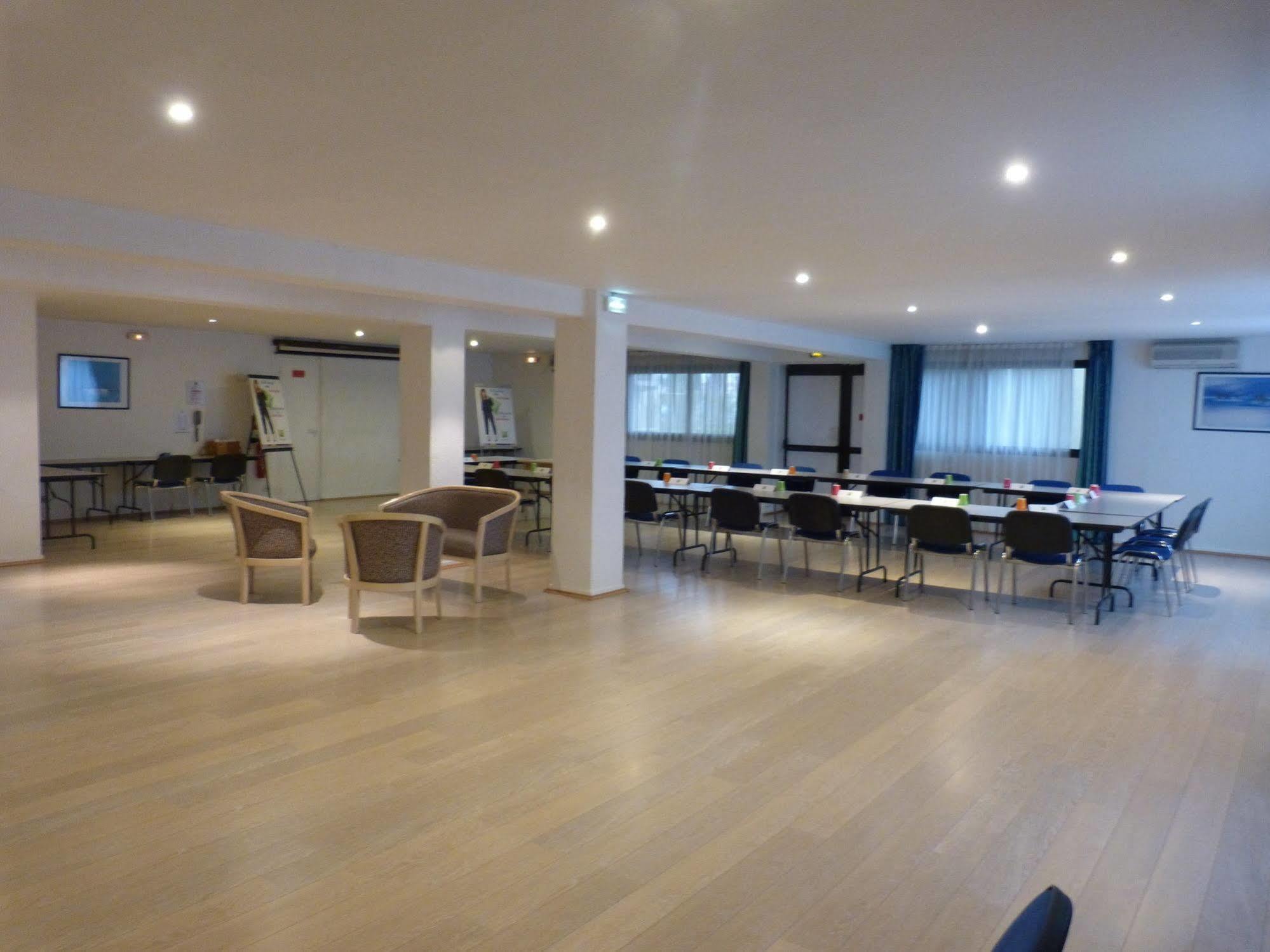 Отель Ibis Styles Bordeaux Sud Вильнав-д'Орнон Экстерьер фото